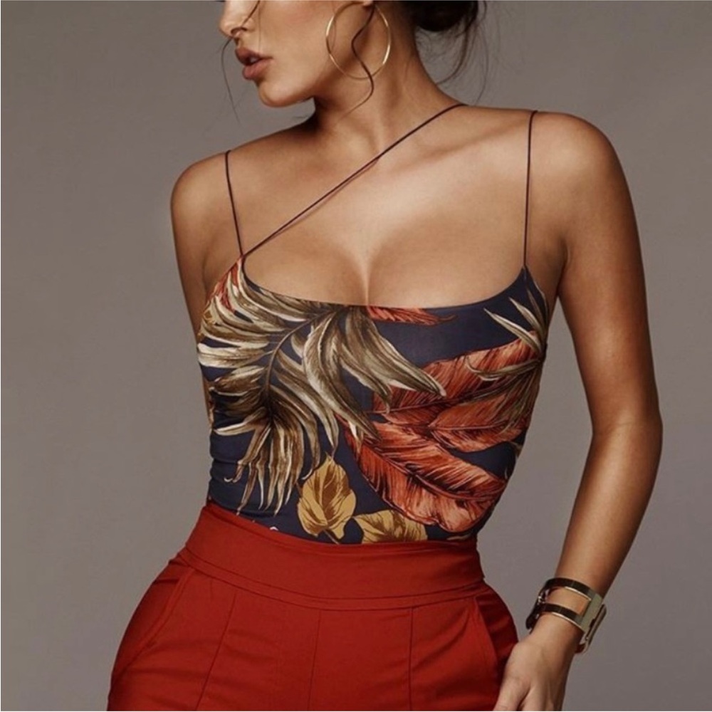 Jluxlabel Elegant Floral Print bodysuit